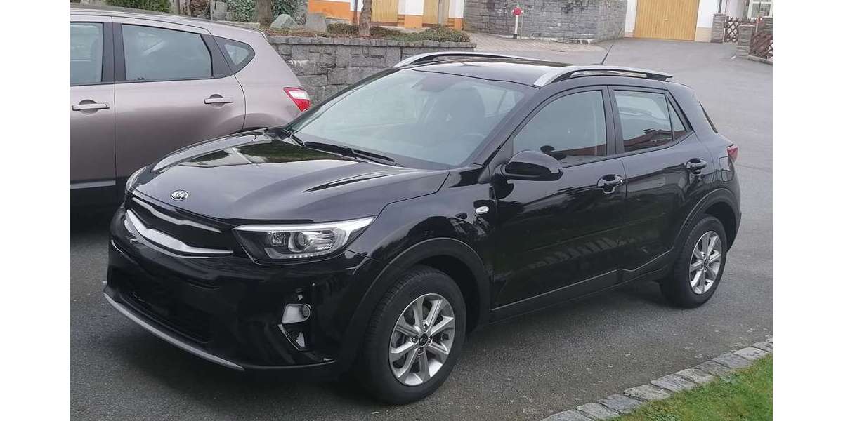 Kia Stonic 93.000 km 11.500 &euro; Hohenau 94545