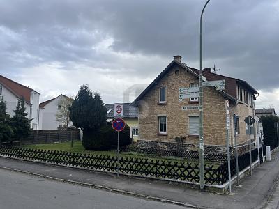 VIEL PLATZ, VIELE MÖGLICHKEITEN - Mehrfamilienhaus, Wohnhaus Hungen | Angebot:27093287