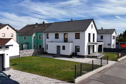 Haus Maxhütte-Haidhof Haidhof - 5 Zimmer, 189 m&sup2;, 550.000&euro; | Angebot:26450176