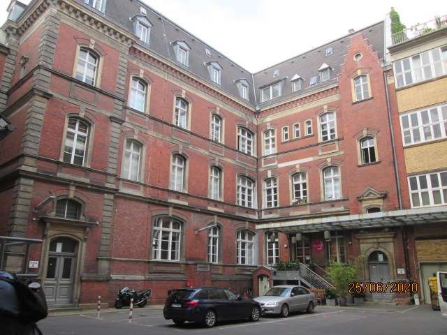 Etagenwohnung Berlin Charlottenburg-Wilmersdorf - 6.5 Zimmer, 308 m&sup2;, 2.910&euro; | Angebot:25085381