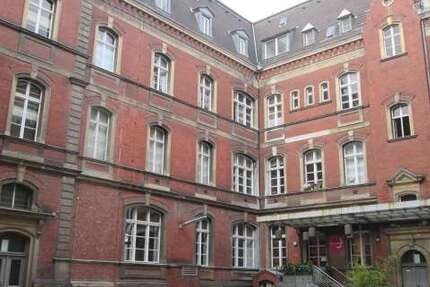 Wohnung Berlin Charlottenburg-Wilmersdorf - 6.5 Zimmer, 308 m&sup2;, 2.910&euro; | Angebot:25085381