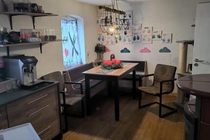 Haus zur Miete – ca. 120 m² – Altbau, teilmodernisiert Creglingen 5 zimmer