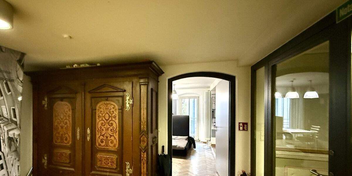 Gewerbeobjekt Regensburg Stadtamhof - 8 Zimmer, 238 m&sup2;, 1.045.000&euro; | Angebot:25801372