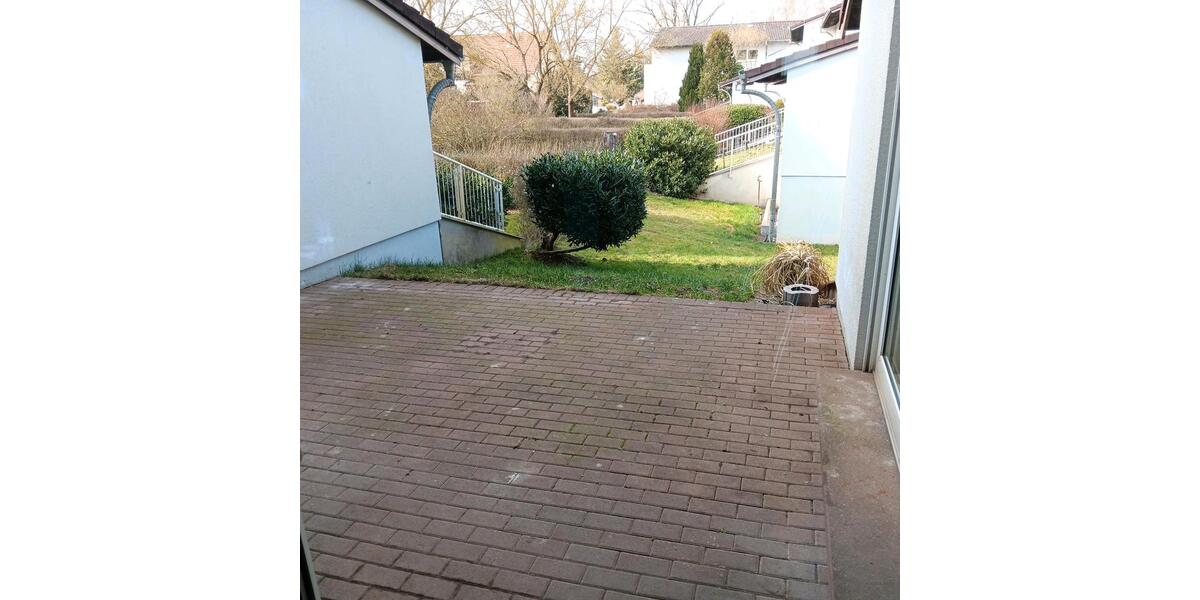 Erdgeschoßwohnung Bad Liebenwerda - 3 Zimmer, 90 m&sup2;, 630&euro; | Angebot:25513523