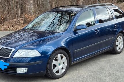 Skoda Octavia 143.000 km 4.950 &euro; Reichenbach 08468