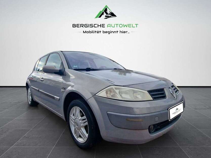 Renault Megane 151.959 km 2.980 € Bergisch Gladbach 51469