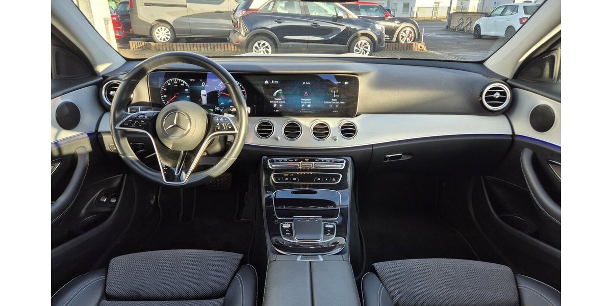Mercedes-Benz E 300 e T Avantgarde AHK, LED, Rückfahrkamera, App 55.700 km 26.990 &euro; Rodgau 63110