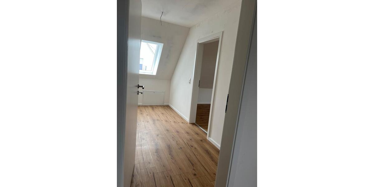 Doppelhaushälfte Lübbecke - 4.5 Zimmer, 108 m&sup2;, 1.100&euro; | Angebot:25396672