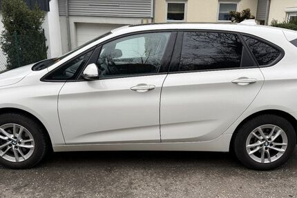 BMW 216 Active Tourer 184.000 km 9.800 &euro; Frankfurt 60594