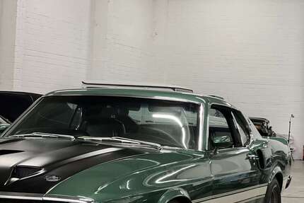 Ford Mustang 168.000 km 109.900 &euro; Krefeld 47805