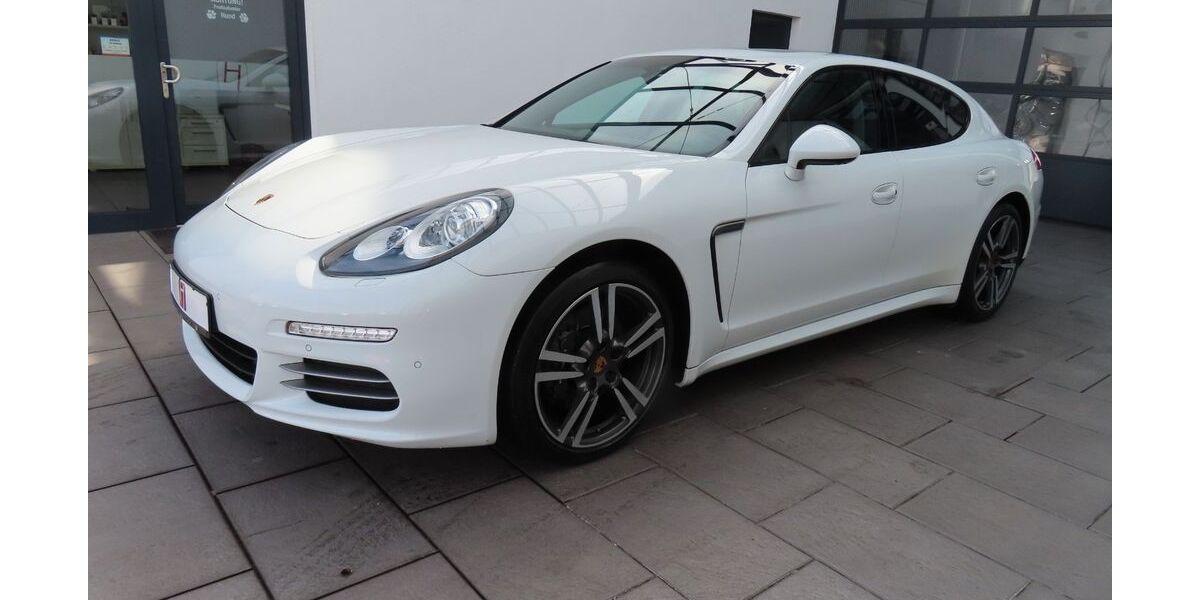 Porsche Panamera 85.340 km 37.885 &euro; Kassel 34123