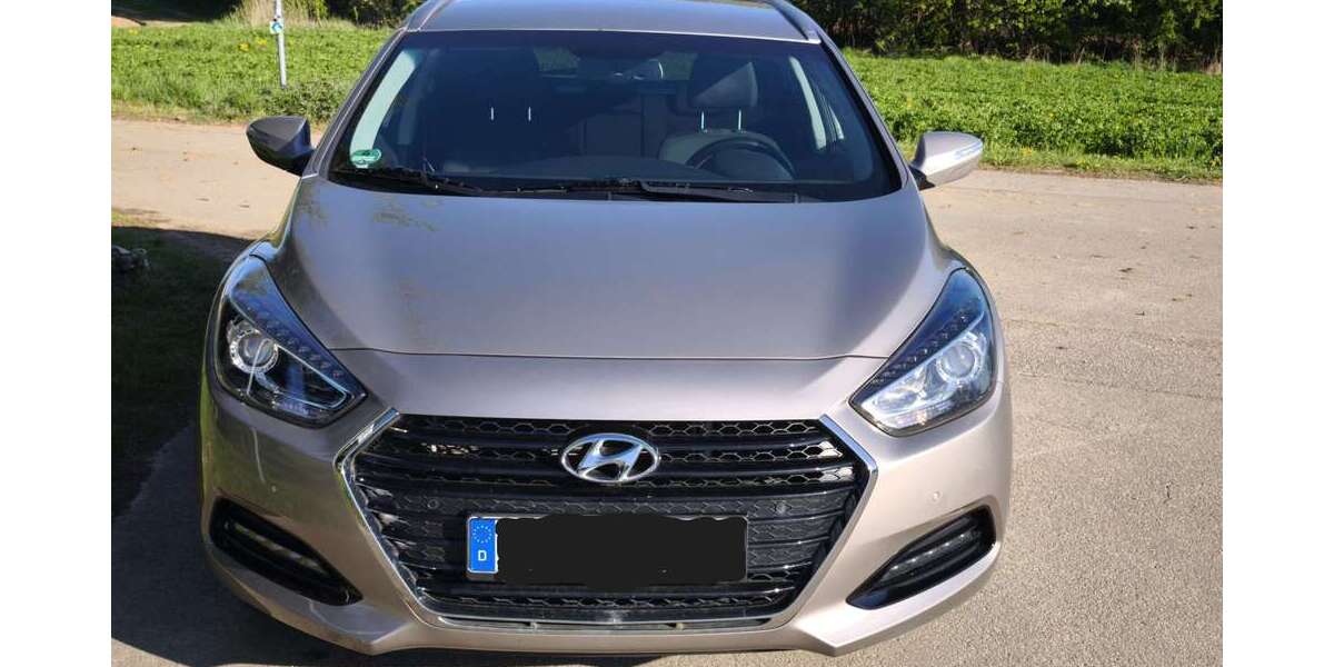 Hyundai i40 170.000 km 7.450 &euro; Neustadt a.d.Donau, St 93333