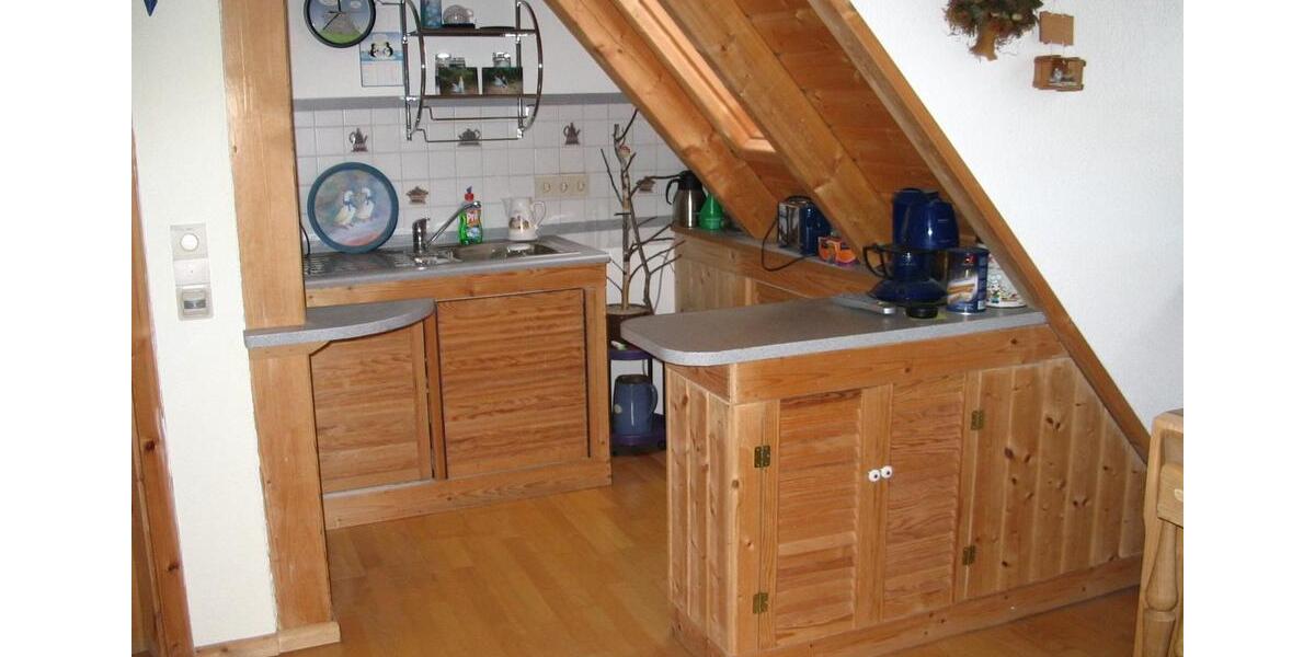 Einfamilienhaus Herleshausen - 10 Zimmer, 270 m&sup2;, 2.000&euro; | Angebot:25964509