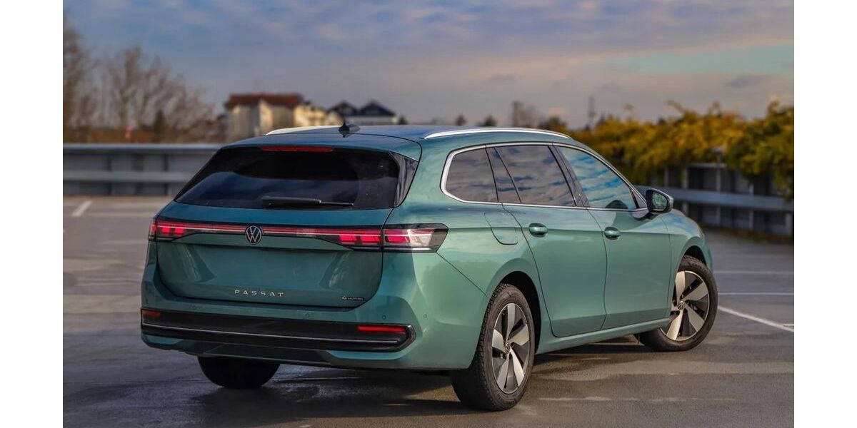 VW Passat 45.000 km 35.199 &euro; Düren 52351