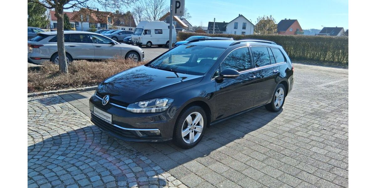 VW Golf 179.000 km 9.900 &euro; Moorenweis 82272