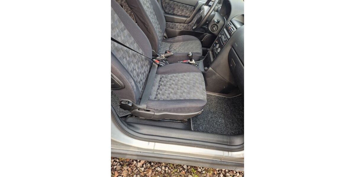 Opel Astra 118.000 km 1.700 &euro; Dortmund 44269