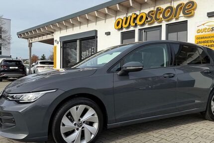 VW Golf 7.900 km 27.585 &euro; Großostheim 63762