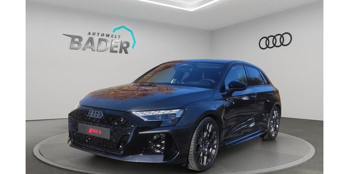 Audi RS3 4.900 km 81.990 &euro; Wolfratshausen 82515