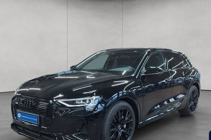 Audi e-tron 24.467 km 30.890 &euro; Reutlingen 72762