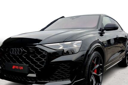 Audi RSQ8 2.000 km 151.670 &euro; Moers 47441