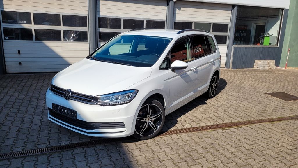 VW Touran 146.247 km 18.500 &euro; Köthen 06366