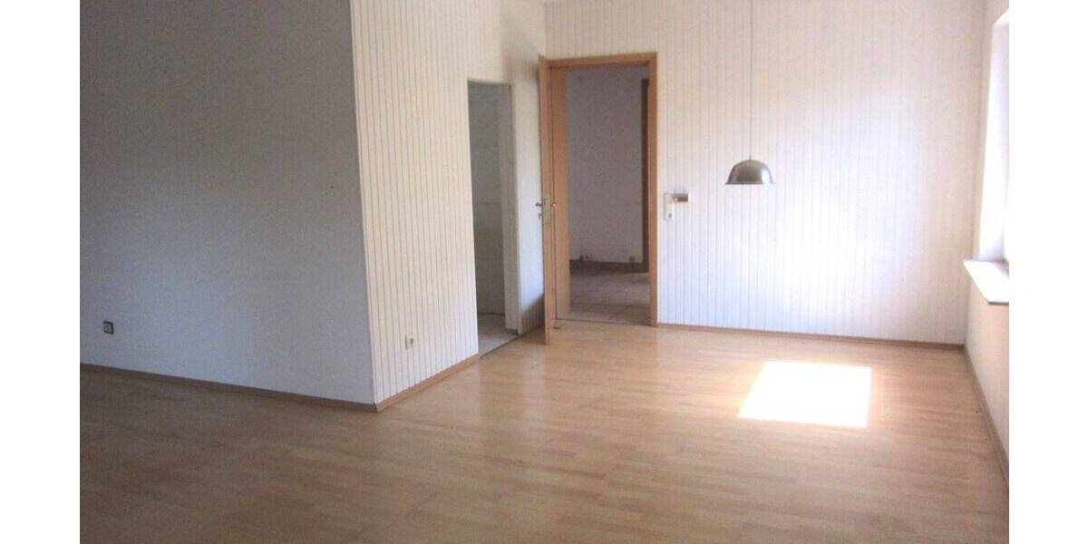 Einfamilienhaus Weisenheim am Sand - 7 Zimmer, 165 m&sup2;, 339.000&euro; | Angebot:25836943