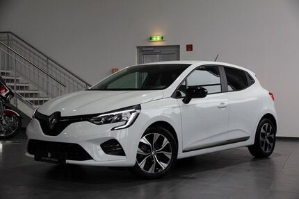 Renault Clio 83.240 km 10.790 &euro; Wildau 15745