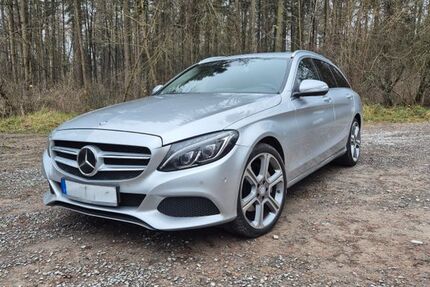 Mercedes-Benz C 250 211.000 km 14.200 € Hofgeismar 34369