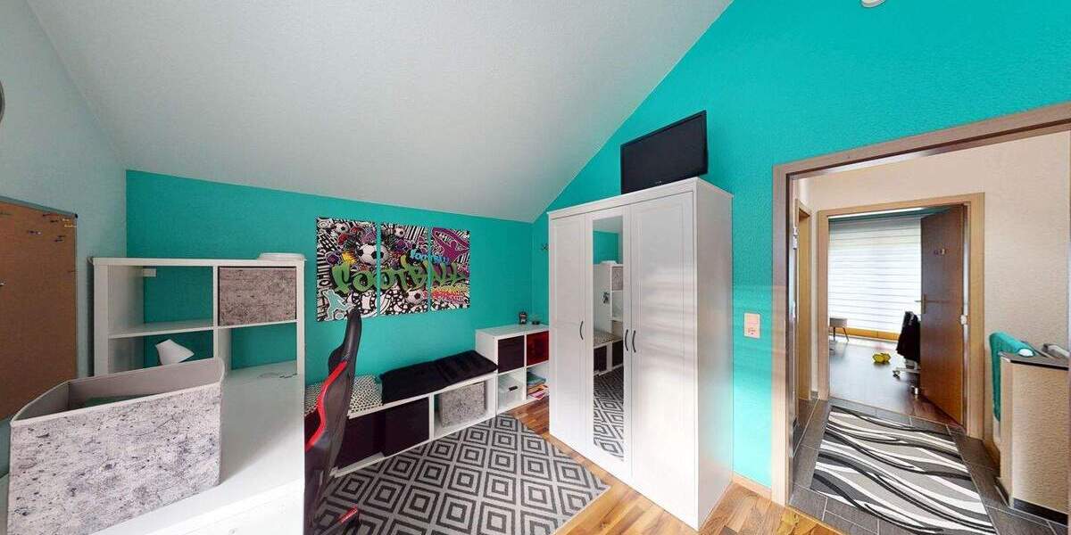 Reihenmittelhaus Glashütte Schlottwitz - 5 Zimmer, 116 m&sup2;, 209.000&euro; | Angebot:24116539