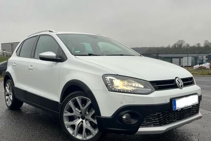VW Polo 193.000 km 7.777 &euro; Schöneck 61137