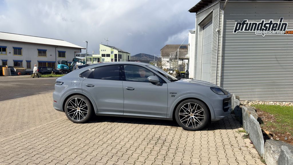 Porsche Cayenne 53.000 km 100.000 &euro; Gottenheim 79288