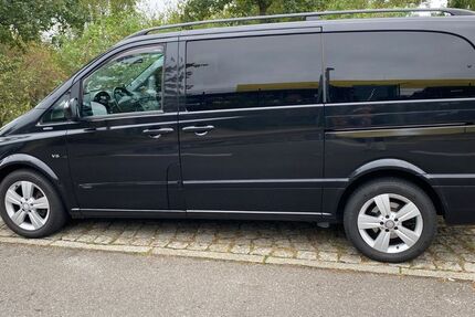 Mercedes-Benz Viano 261.000 km 22.500 &euro; Berlin 14050
