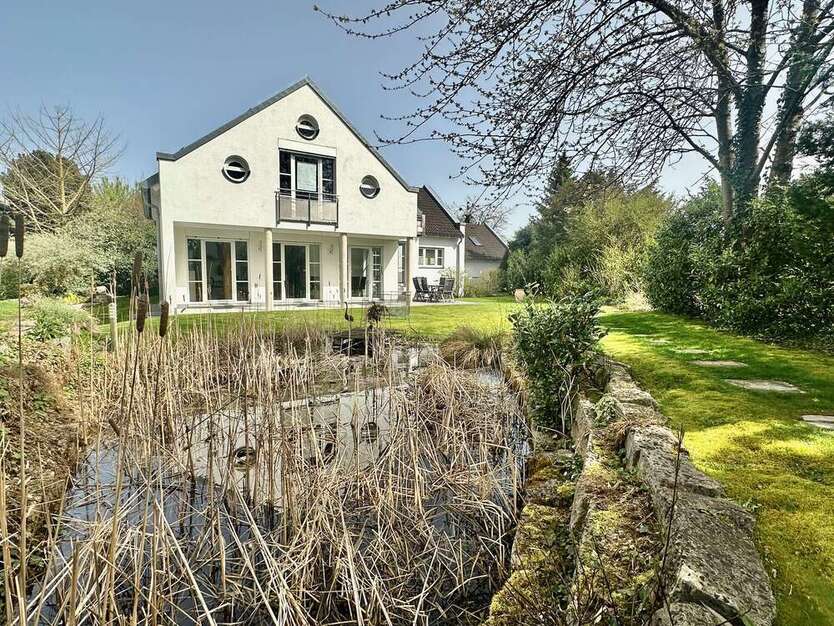 Haus zum Kaufen in Bad Abbach 1.320.000 € 231.72 m²