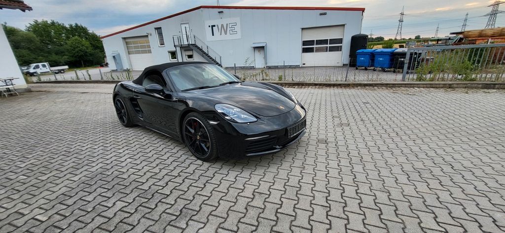 Porsche Boxster 23.000 km 48.900 € Vilshofen-Pleinting 94474