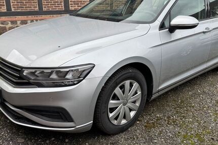 VW Passat Variant 212.000 km 15.999 € Möhnesee-Körbecke 59519
