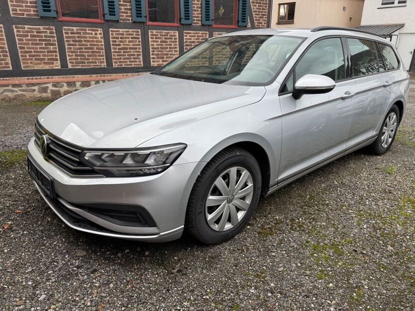 VW Passat Variant 212.000 km 15.999 € Möhnesee-Körbecke 59519