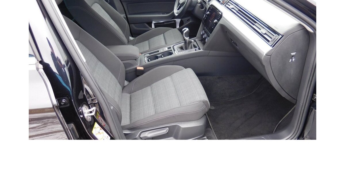 VW Passat 2.0 Bussiness BMT TDI Standhei.Navi Klima 36.500 km 21.990 &euro; Vordorf 38533