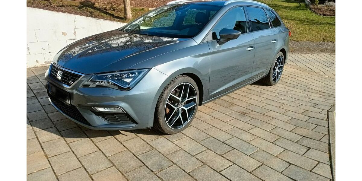 Seat Leon 104.000 km 15.800 &euro; Ehingen 89584