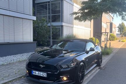 Ford Mustang 94.000 km 29.700 € Mannheim 68259
