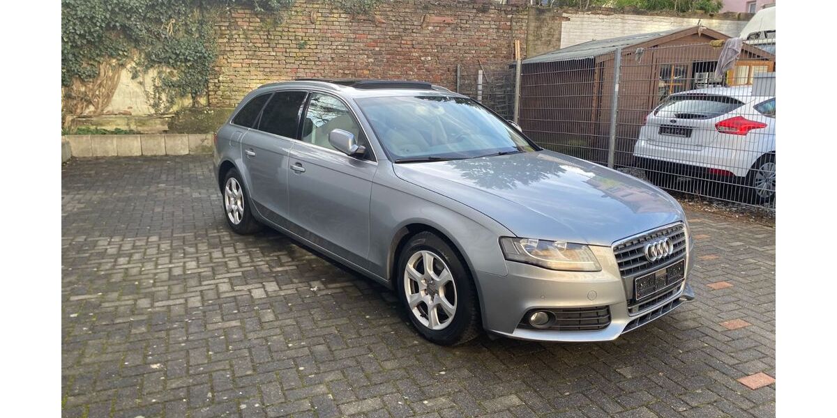 Audi A4 161.000 km 8.300 &euro; Solingen 42655