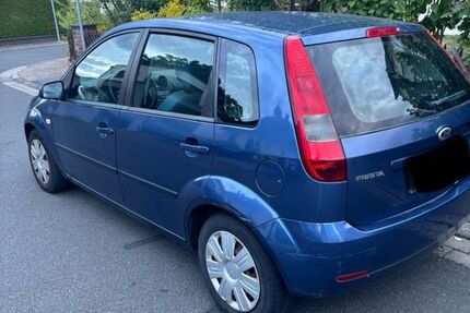 Ford Fiesta 235.000 km 1.250 € Hösbach 63768