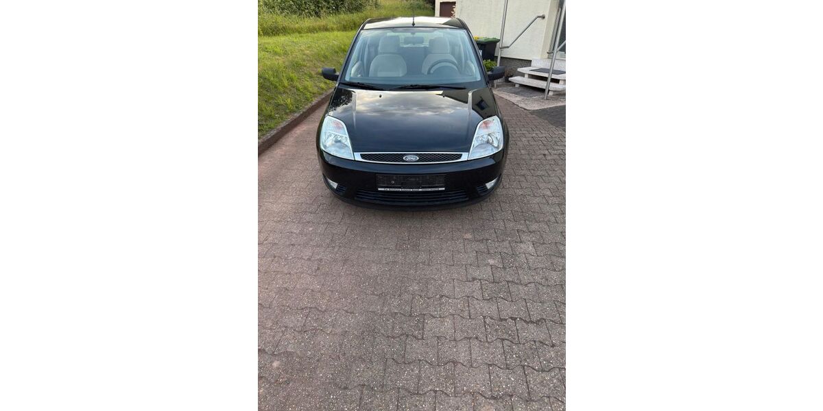 Ford Fiesta 132.000 km 1.300 &euro; Illingen 66557