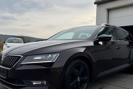 Skoda Superb 250.000 km 9.900 &euro; Rudolstadt 07407