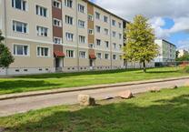 Neu Sanierte 3- RaumWohnung mit Balkon in Klein Wanzleben !