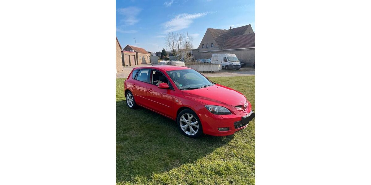 Mazda 3 228.600 km 2.300 &euro; Minden 32425