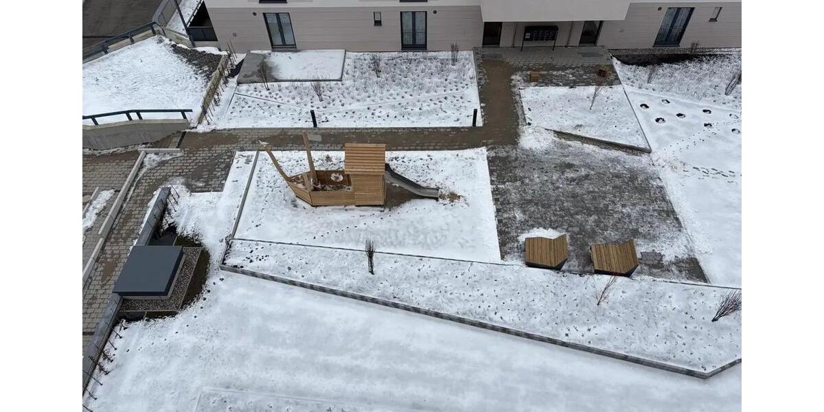 Etagenwohnung Rostock Groß-Klein - 4 Zimmer, 101 m&sup2;, 1.850&euro; | Angebot:26251046