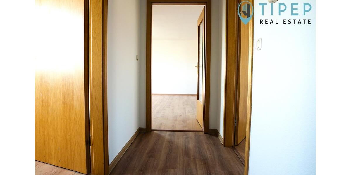 Dachgeschoßwohnung Frohburg - 3 Zimmer, 65 m&sup2;, 410&euro; | Angebot:23730351