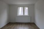 Erstbezug nach Renovierung, kleine 2 Zimmer Wohnung mit separatem Eingang für 1 Person in Langenhagen - Mitte