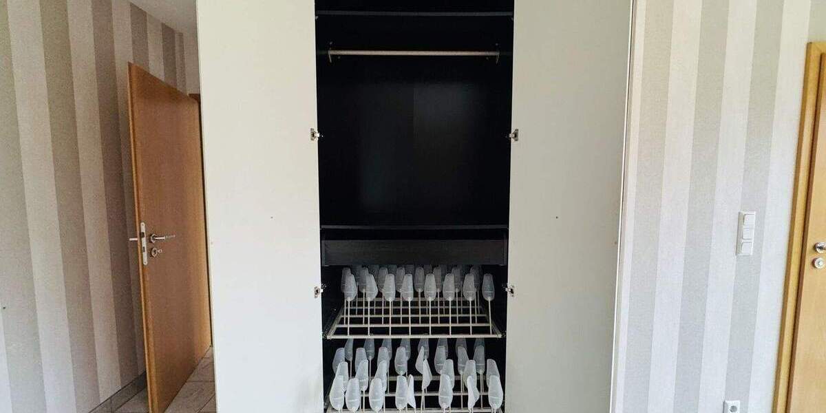 Einfamilienhaus Osterburken - 5 Zimmer, 159 m&sup2;, 1.570&euro; | Angebot:25051209