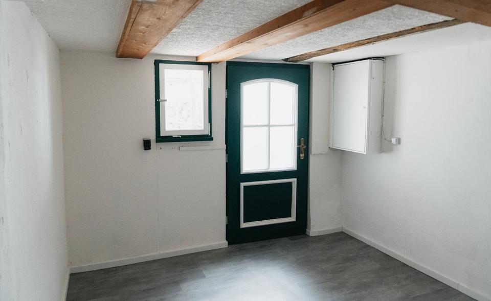 Mehrfamilienhaus, Wohnhaus Waldbröl - 5 Zimmer, 190 m&sup2;, 145.000&euro; | Angebot:27096322